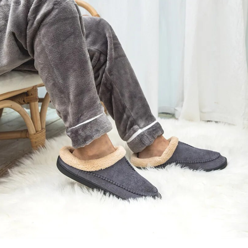 CloudSoft Indoor Slippers | Fleece-lined men's slippers to slip into-Fashion Nora