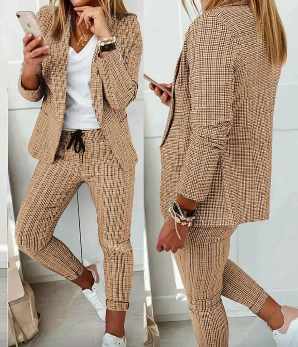 Esmee Elegant Suit-Fashion Nora