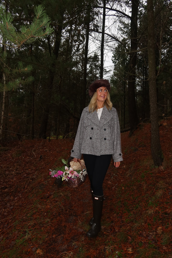 Filipa Jacket - Dark Brown/White-Fashion Nora