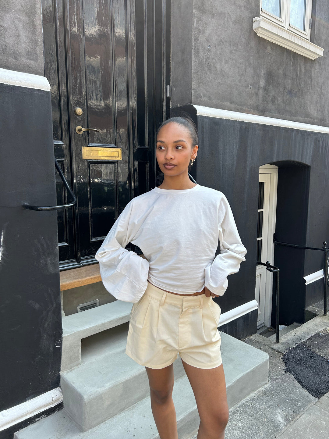 Line Linen Shorts - Beige-Fashion Nora