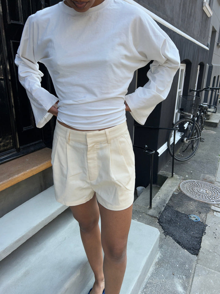 Line Linen Shorts - Beige-Fashion Nora