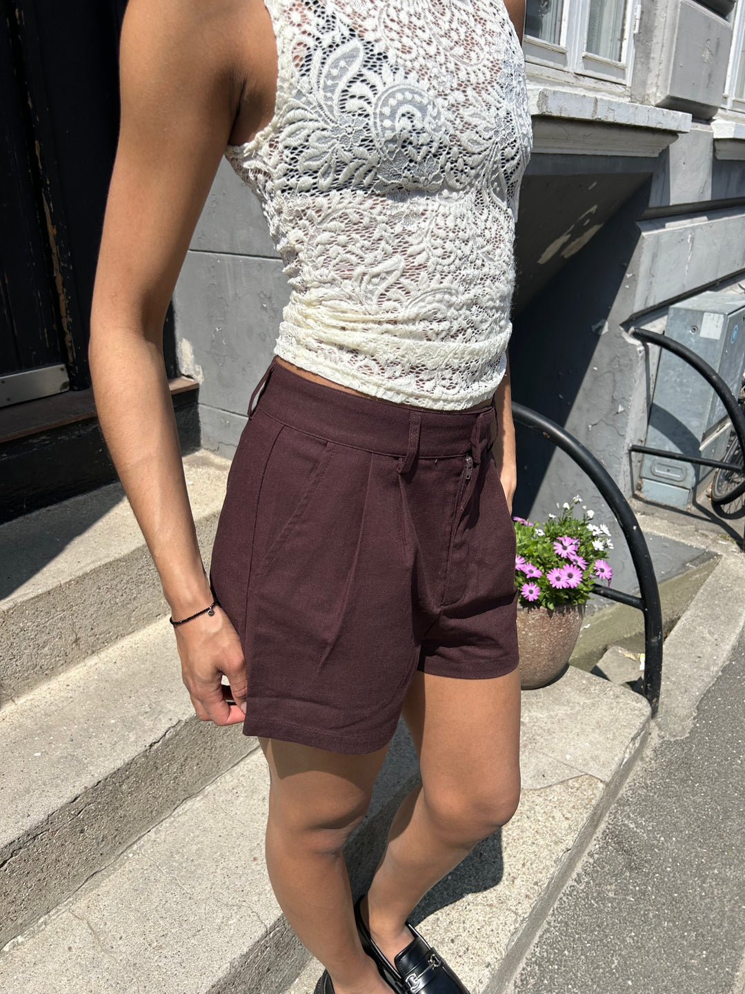 Line Linen Shorts - Dark Brown-Fashion Nora